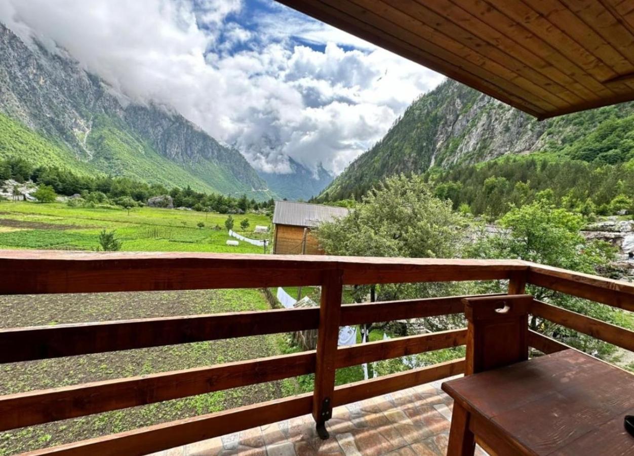 Residence: Quku I Valbones Exteriör bild